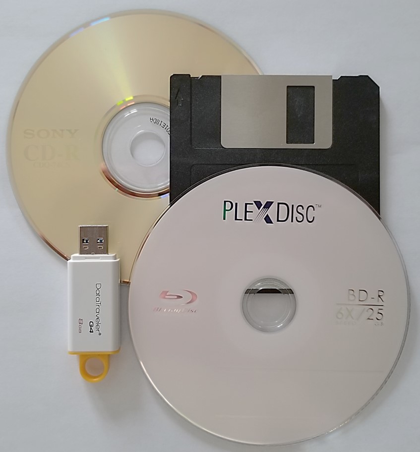 Different digital media such as a recordable CD or CD-R, a BD-R or recordable Blu-ray disc, a floppy disk, and a USB flash drive.