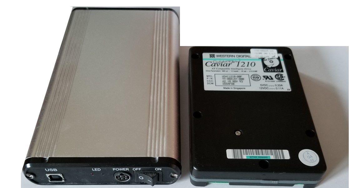 An external hard disk drive on the left and an internal hard disk drive on the right. Both drives have sealed cases in order to prevent contamination of the disks inside and the mechanical components.