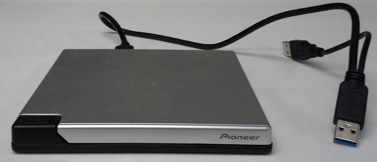 A USB external optical drive from Pioneer. This drive is a Blu-ray drive that can read Blu-ray discs and read/record the various CD and DVD formats including read-only, recordable, and erasable. A USB external optical drive from Pioneer. This drive is a Blu-ray drive that can read Blu-ray discs and read/record the various CD and DVD formats including read-only, recordable, and erasable.
